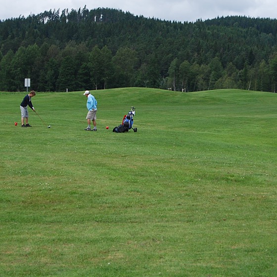 Golfspelare på Ramkvilla golfbana.